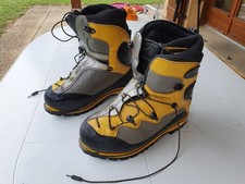 La Sportiva Spantik Chaussures